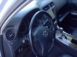 2009 LEXUS IS250, WHITE, SDN, 2.5L, AT,  Z25940